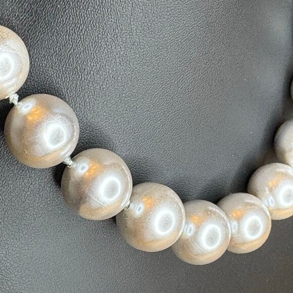 Vintage NWT Richelieu Chunky Silver Pearl Choker Necklace 14" - Picture 2 of 4